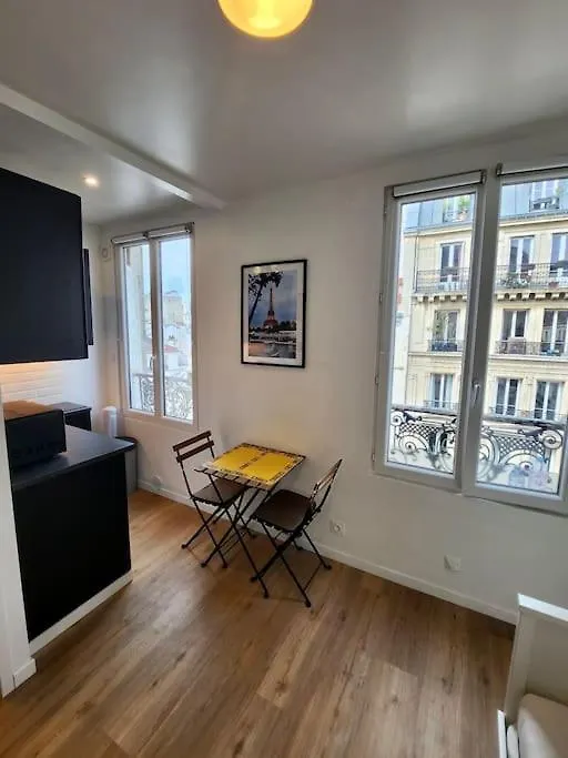 Superbe Studio A Montmartre Paryż